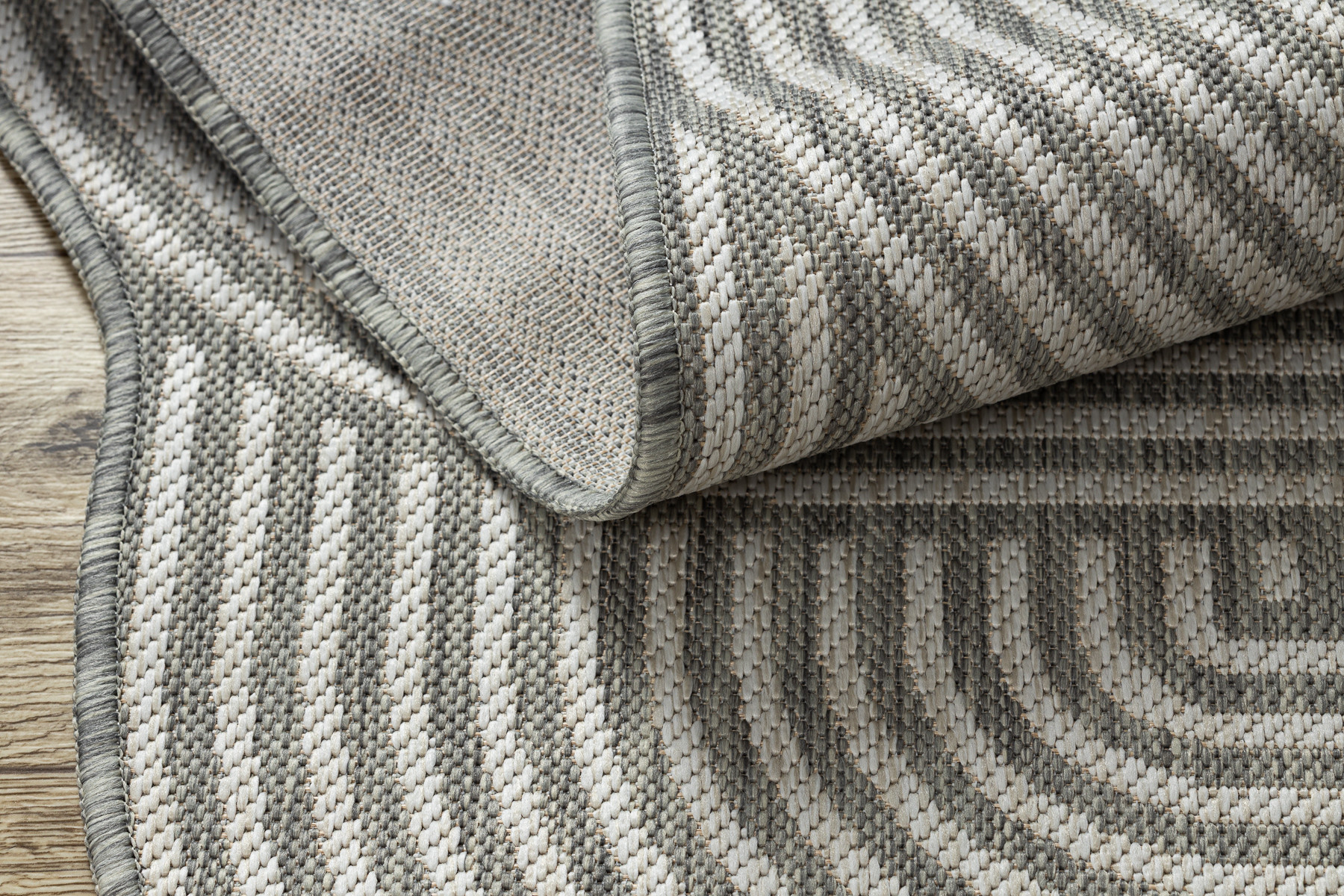 Koberec ORGANIC 1835 geometrický, krémový / šedý