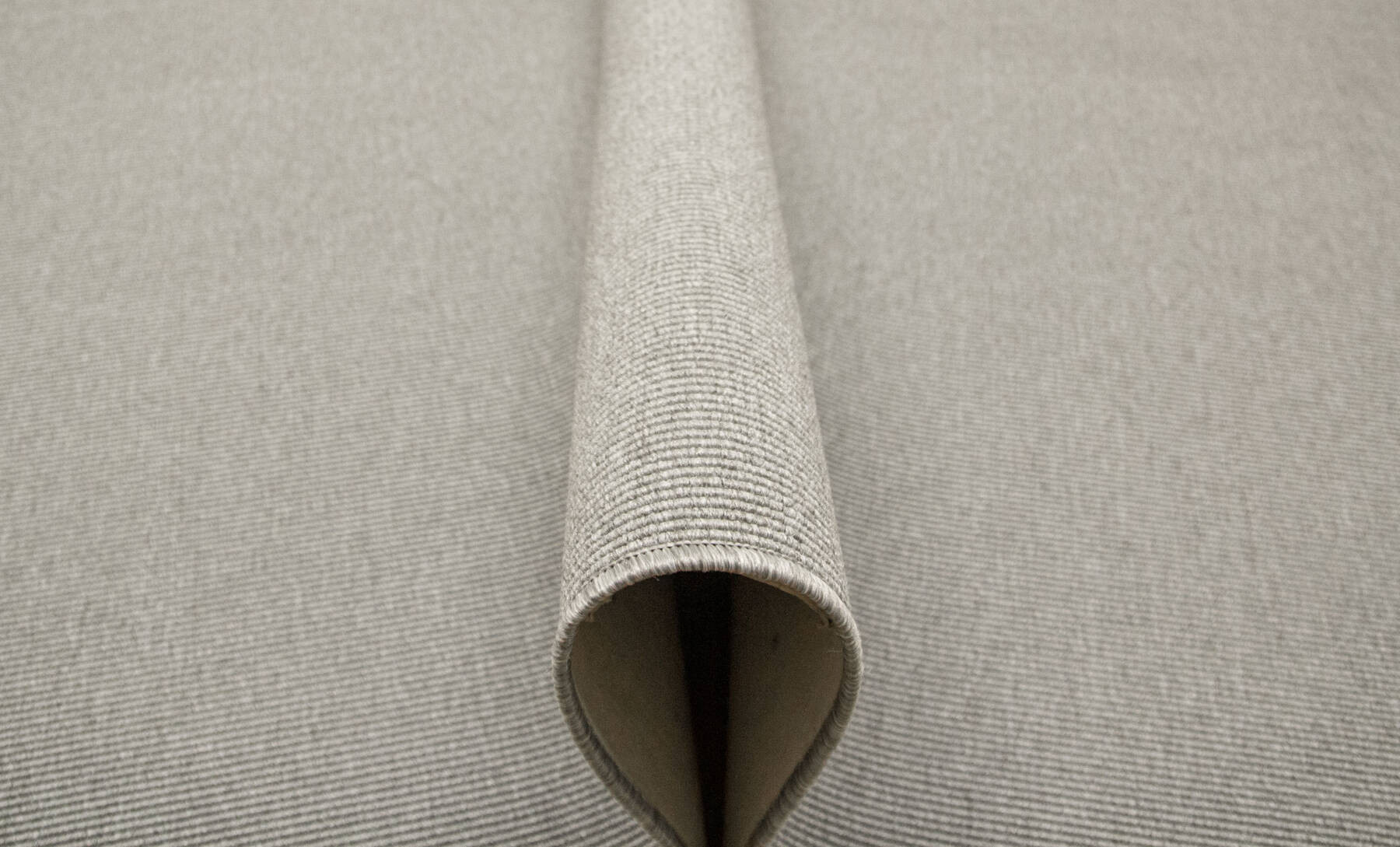 Koberec Rhodos šedý