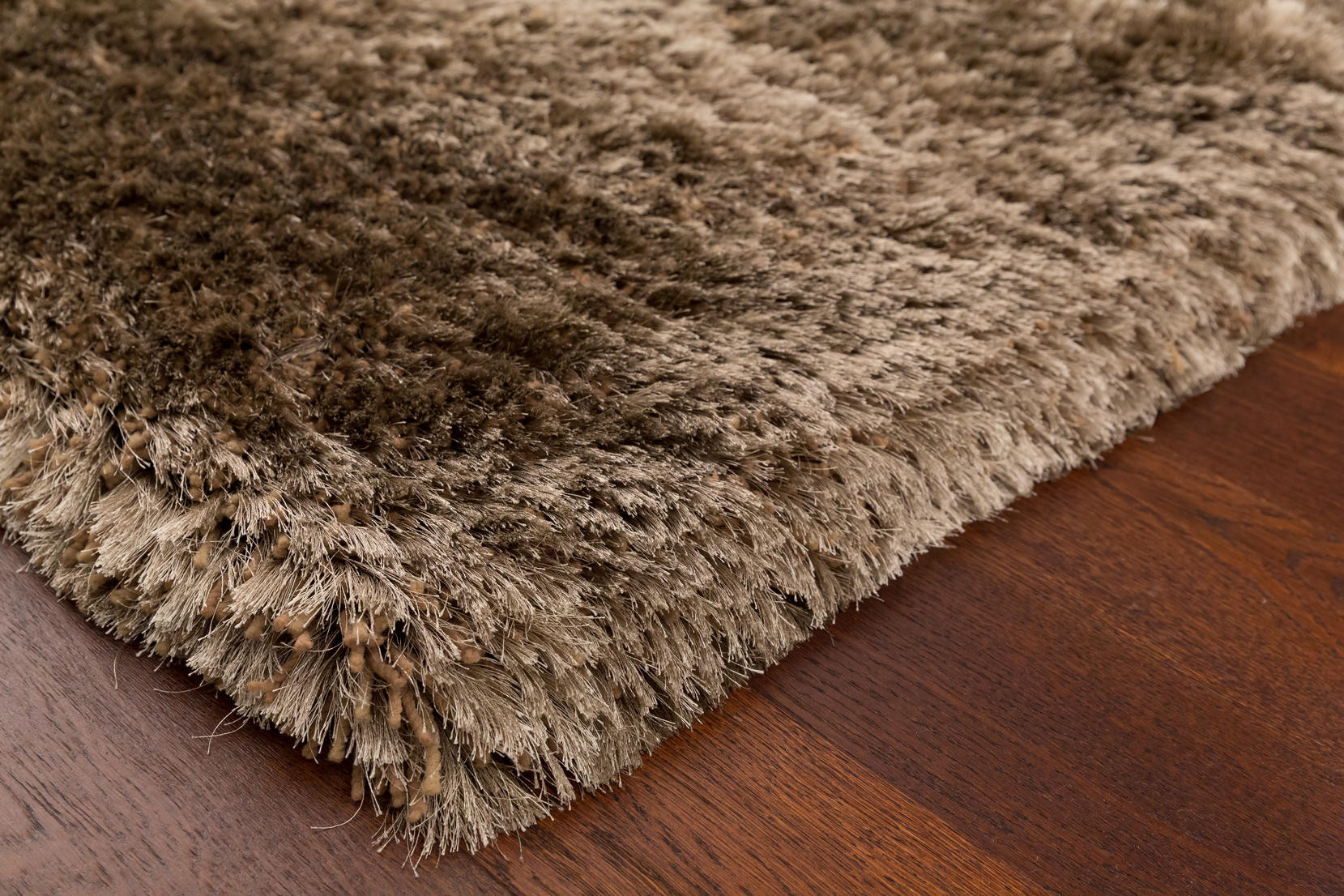 Koberec Plush Shaggy Taupe