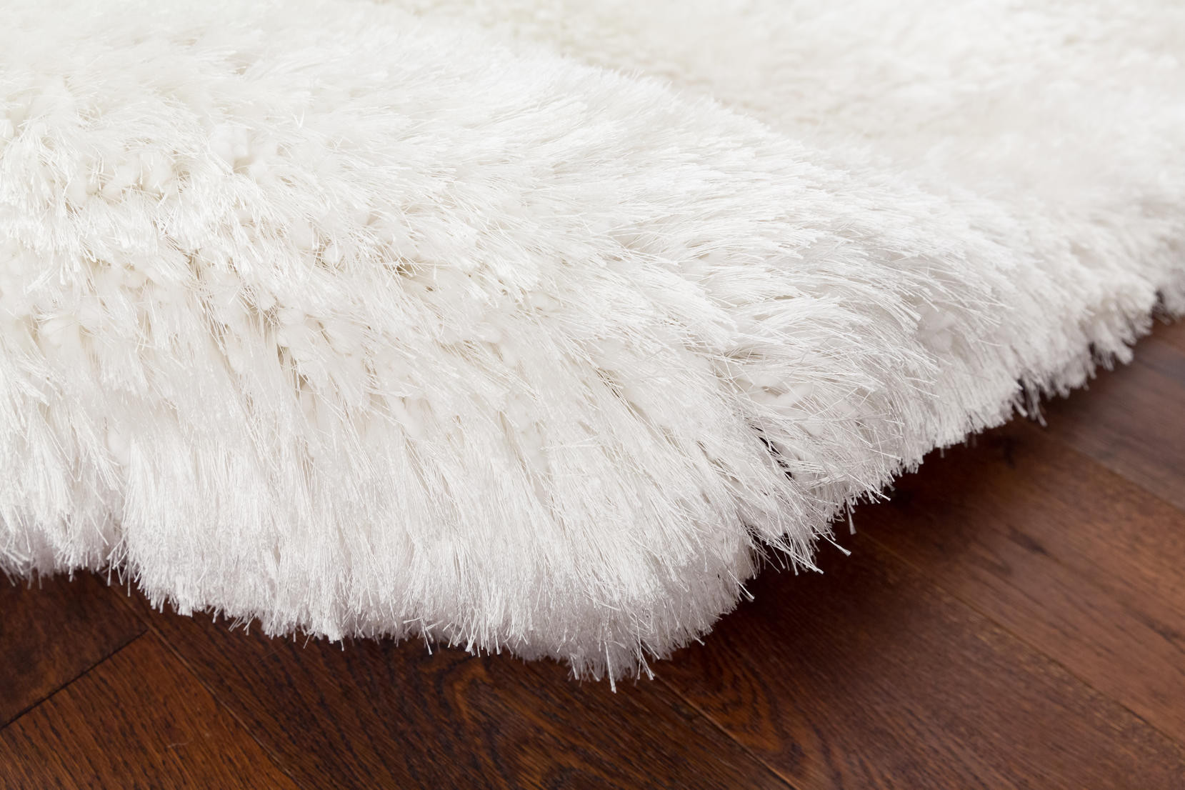 Koberec Plush Shaggy bílý