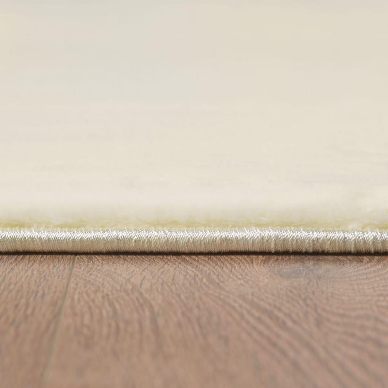 Koberec Luxy krémový