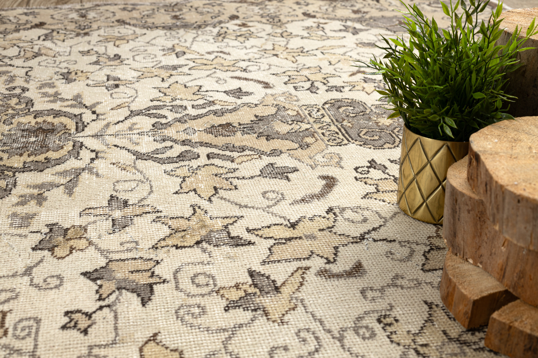 Ručně tkaný vlněný koberec Vintage 10311 rám / ornament, béžový