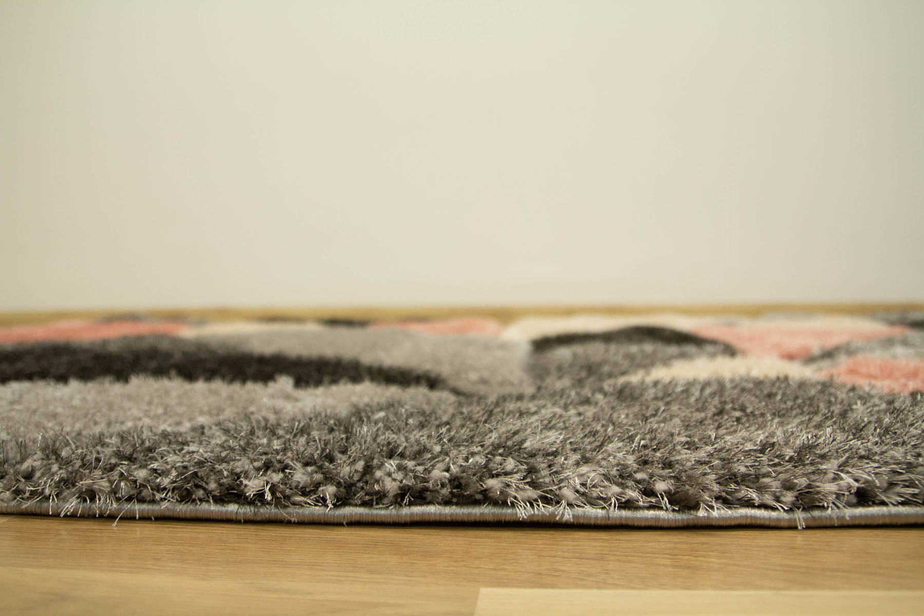 Koberec Shaggy California P477A antracit/růžový