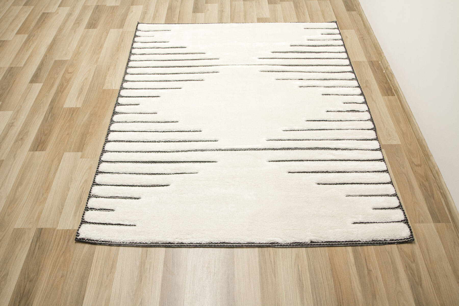 Koberec Shaggy Lula Soft IM43A kosočtverce, krémový / grafitový