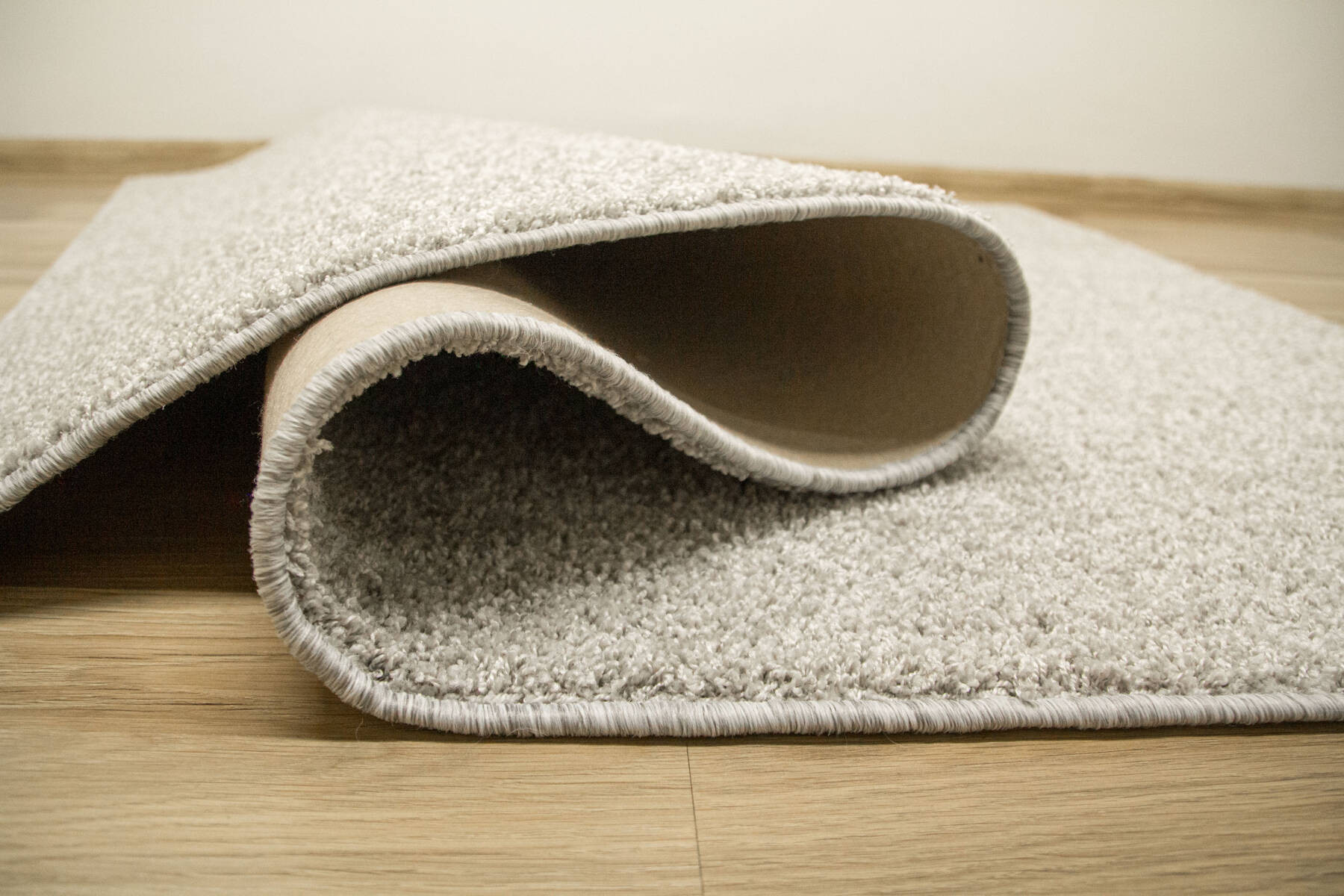 Koberec Sphinx-special 375 světle šedý