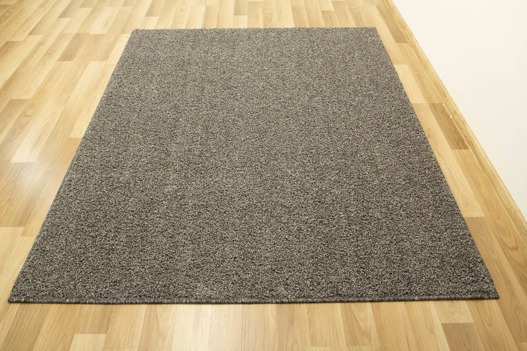 Koberec Sphinx-special 76 šedý / grafitový