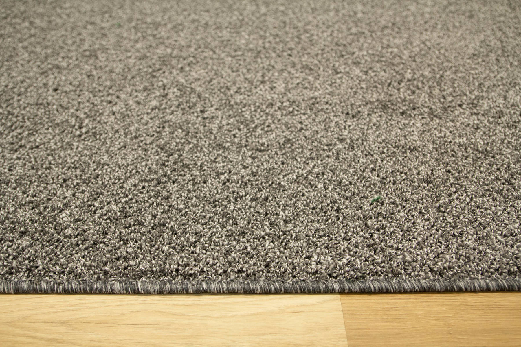 Koberec Sphinx-special 76 šedý / grafitový