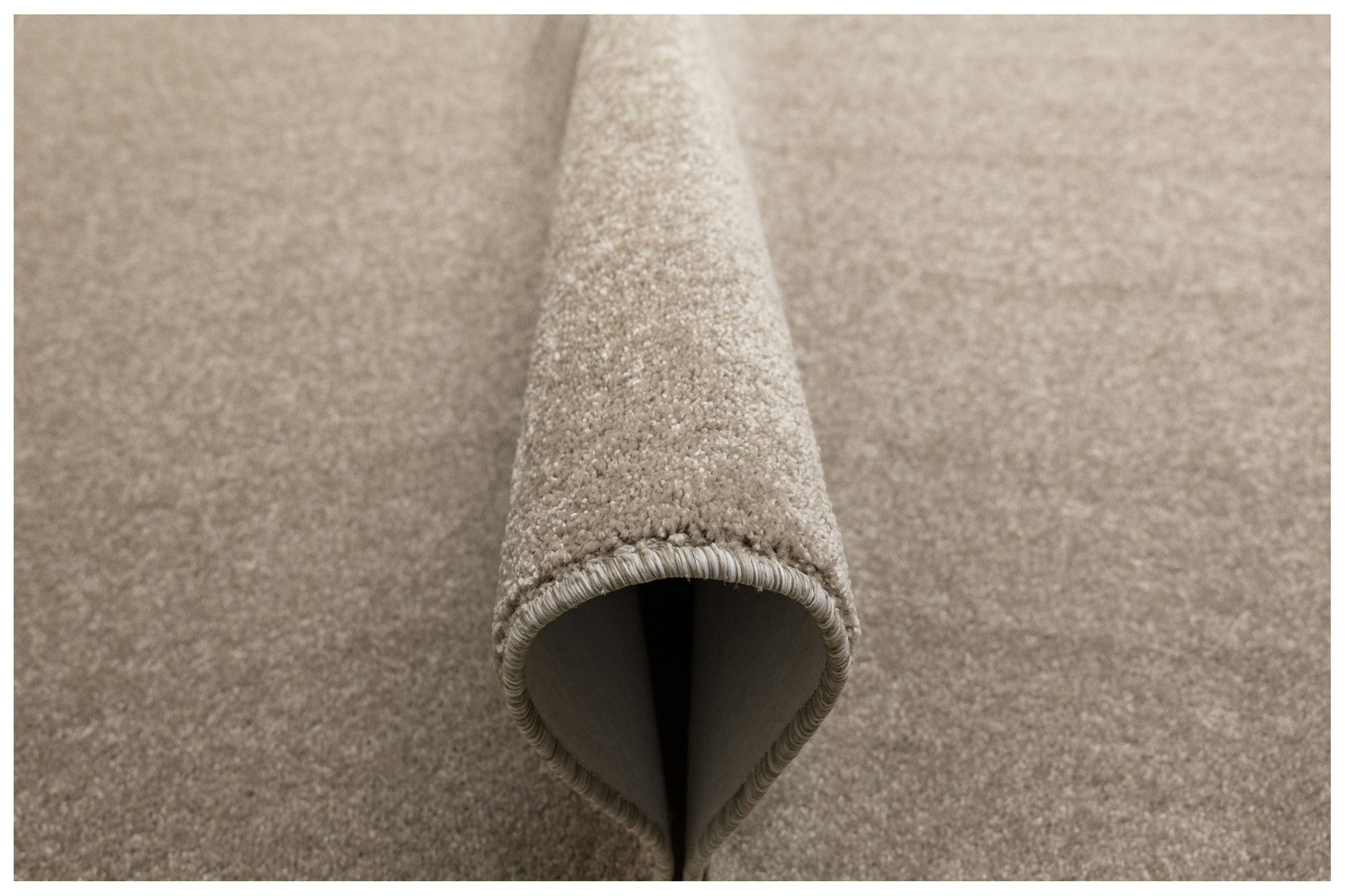 Koberec SUNDAE 69 béžový