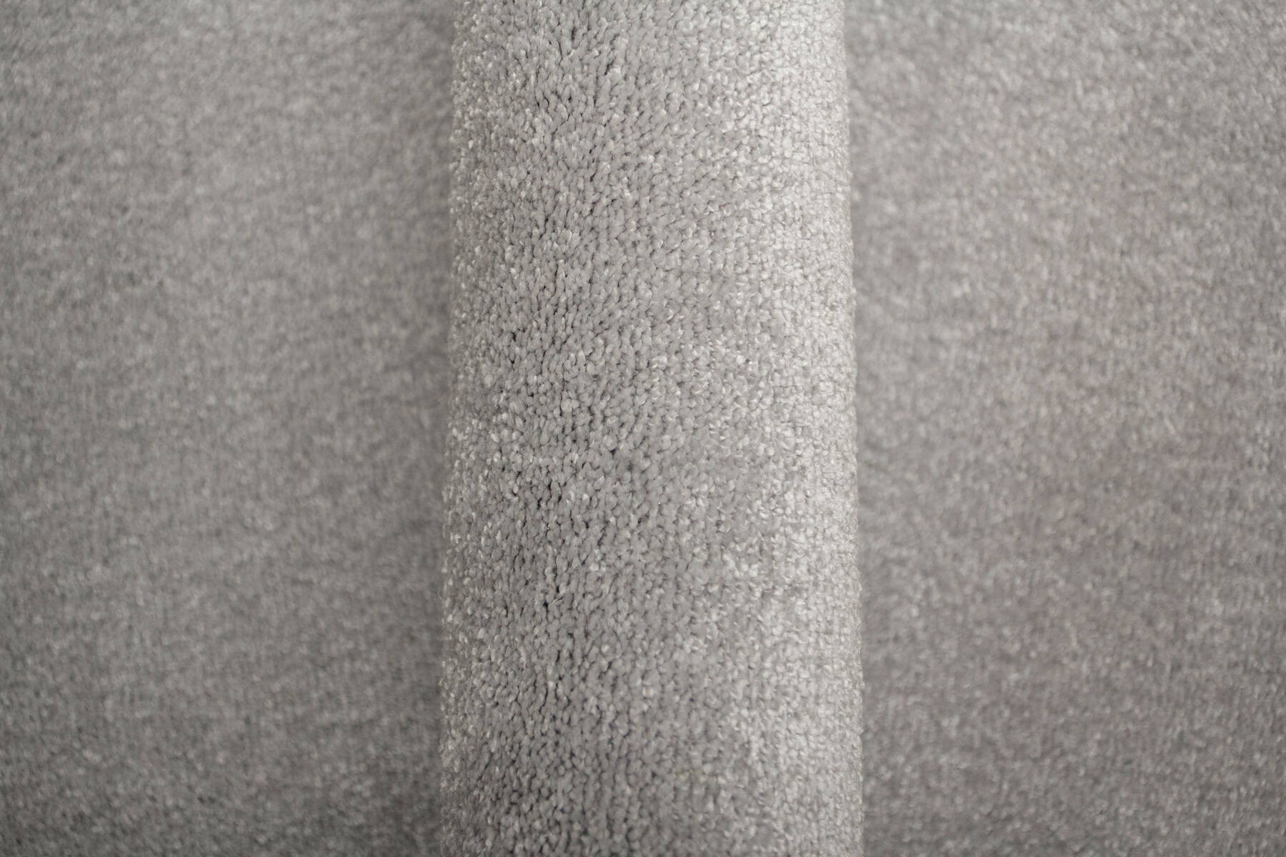 Koberec Sundae 81 šedý / stříbrný