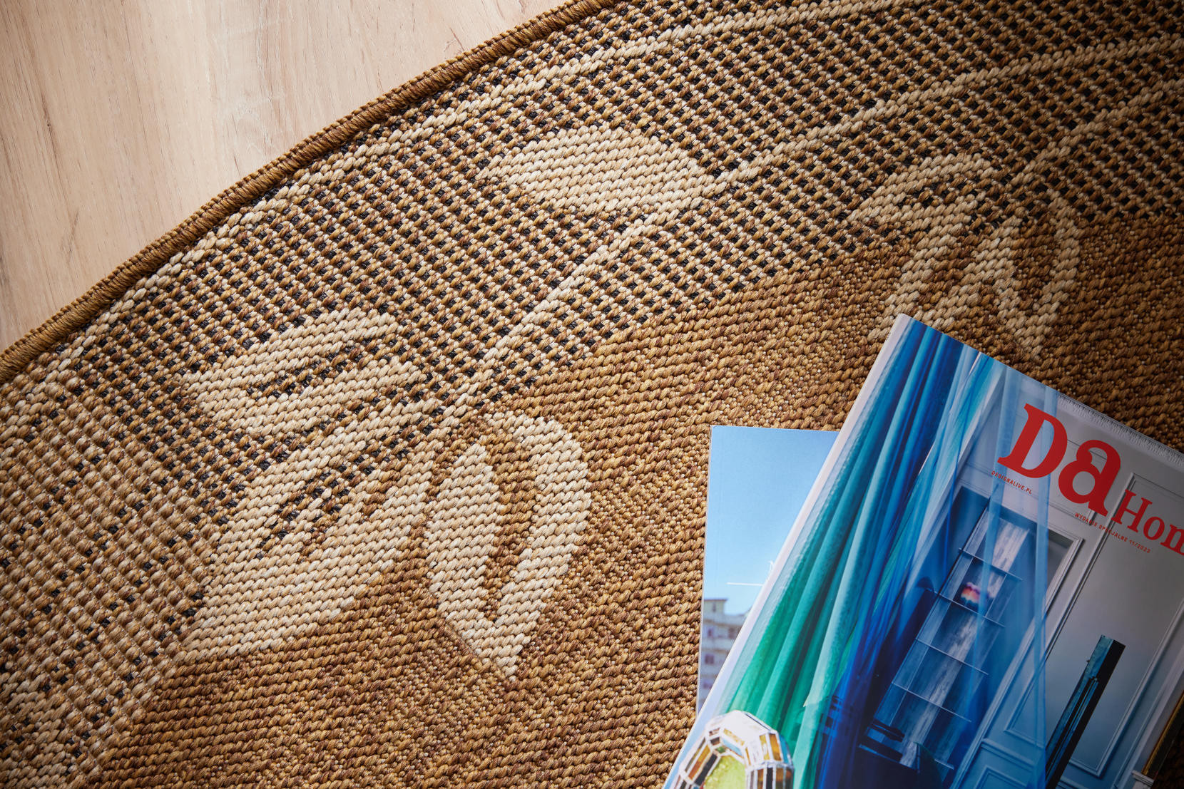 Koberec Adana Bloom Beige kruh