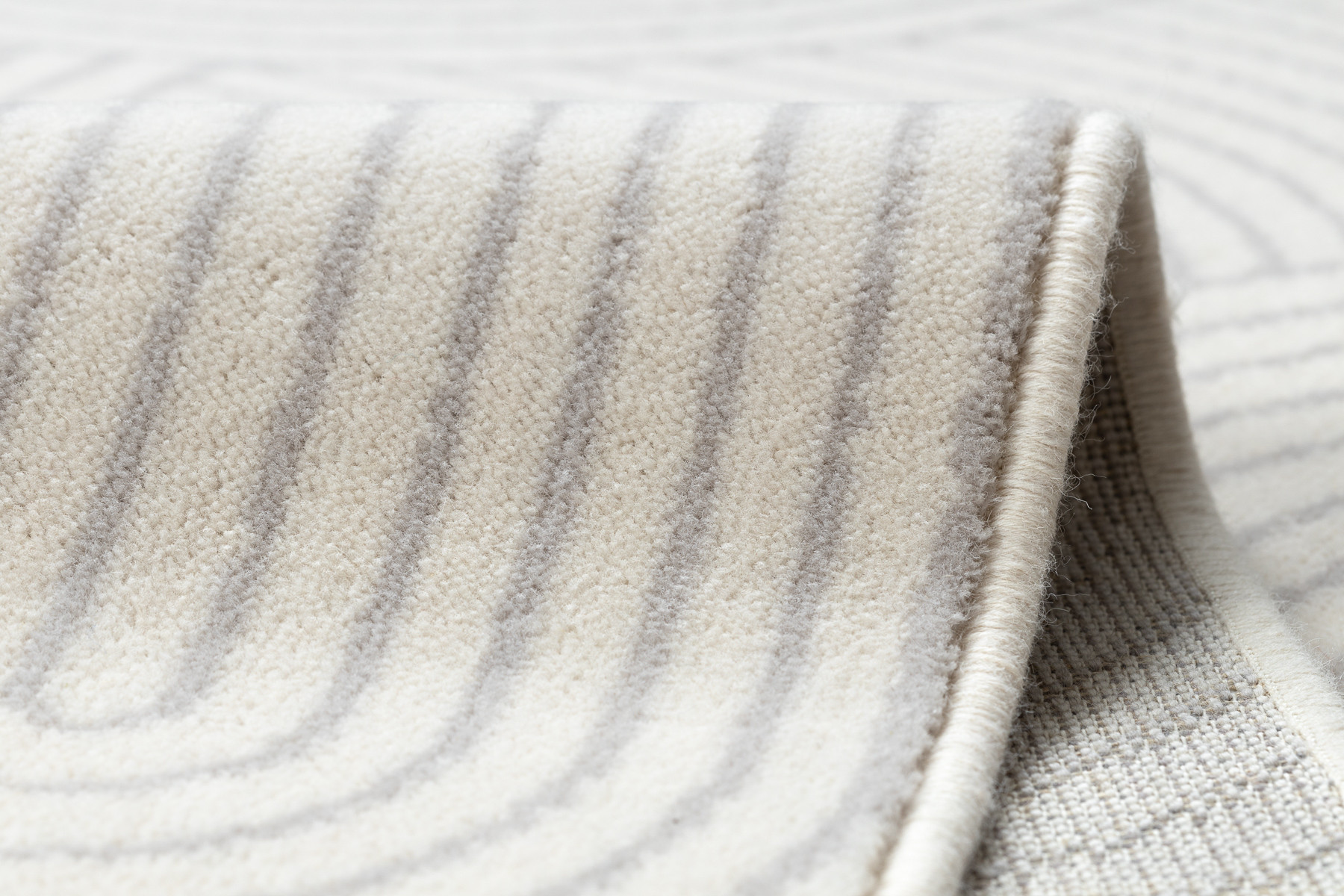 Koberec ANGEL 7901 / 52044 geometrický, béžový / černý