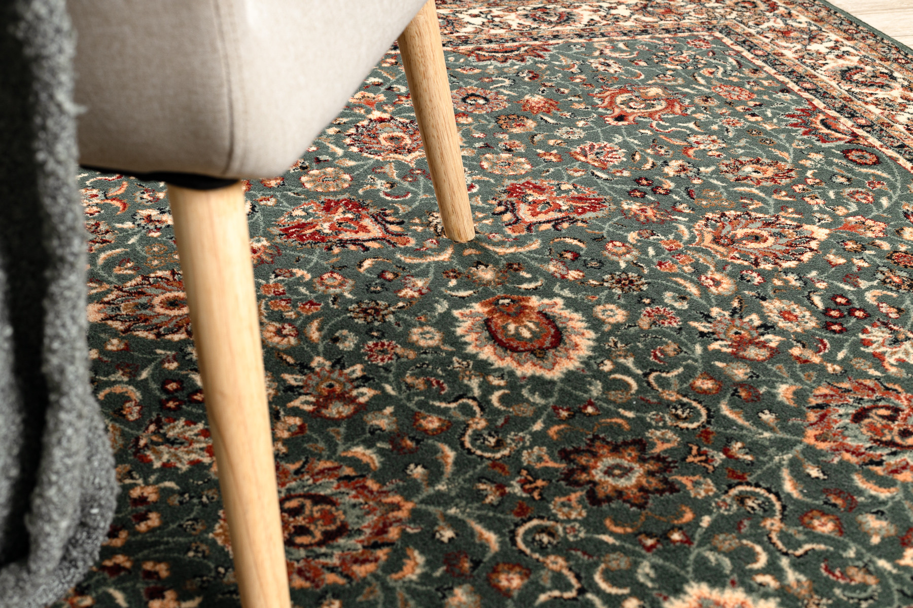 Koberec KASHQAI 4362 410 zelený / béžový