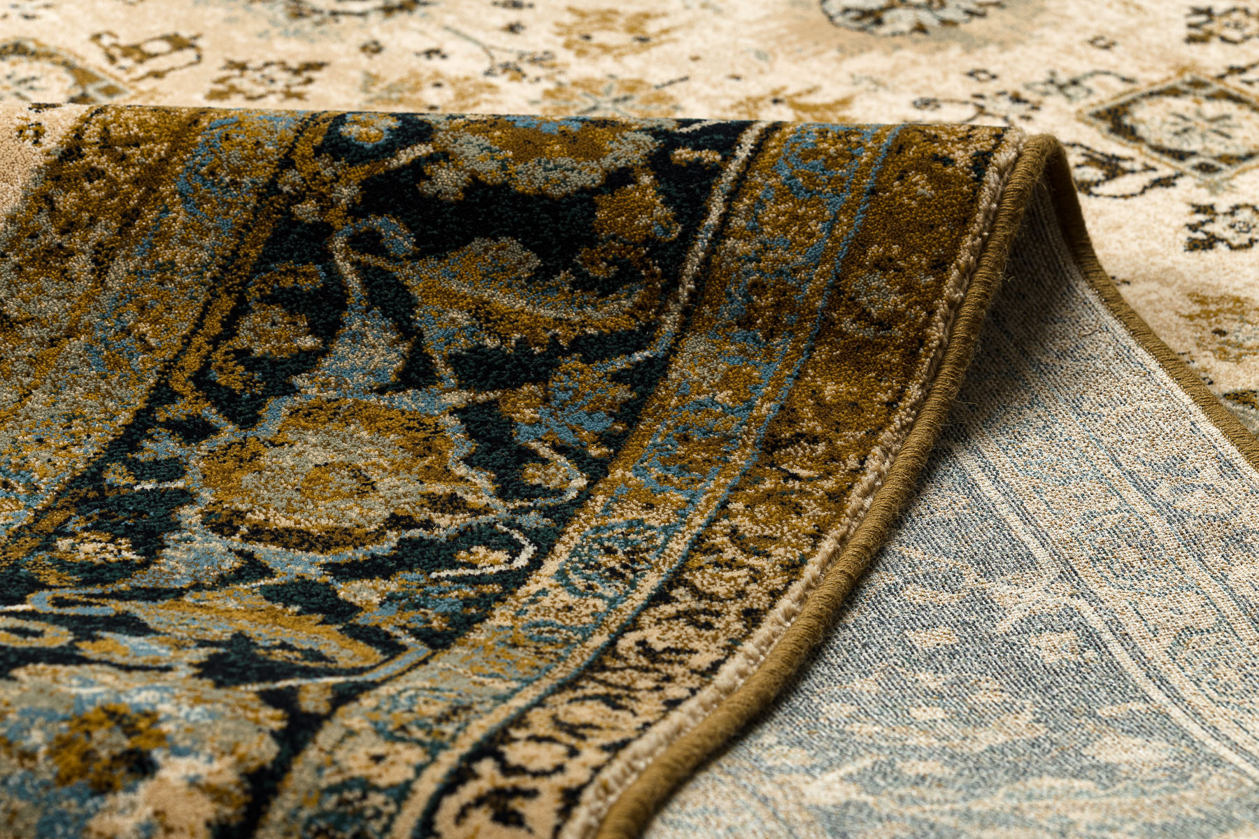 Koberec OMEGA AVILA Ornament rám, hnědý