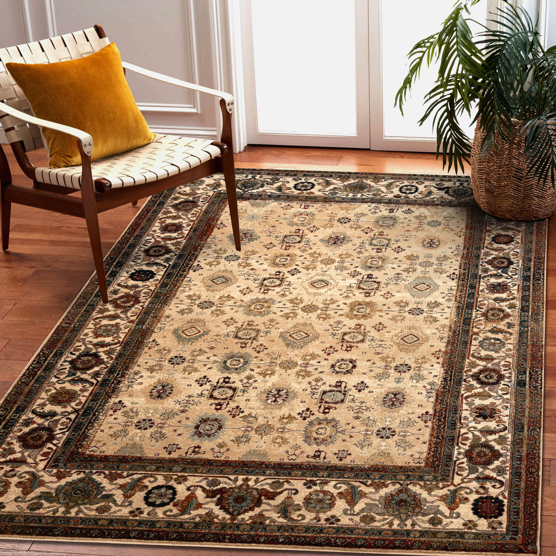 Koberec OMEGA AVILA Ornament rám, béžový