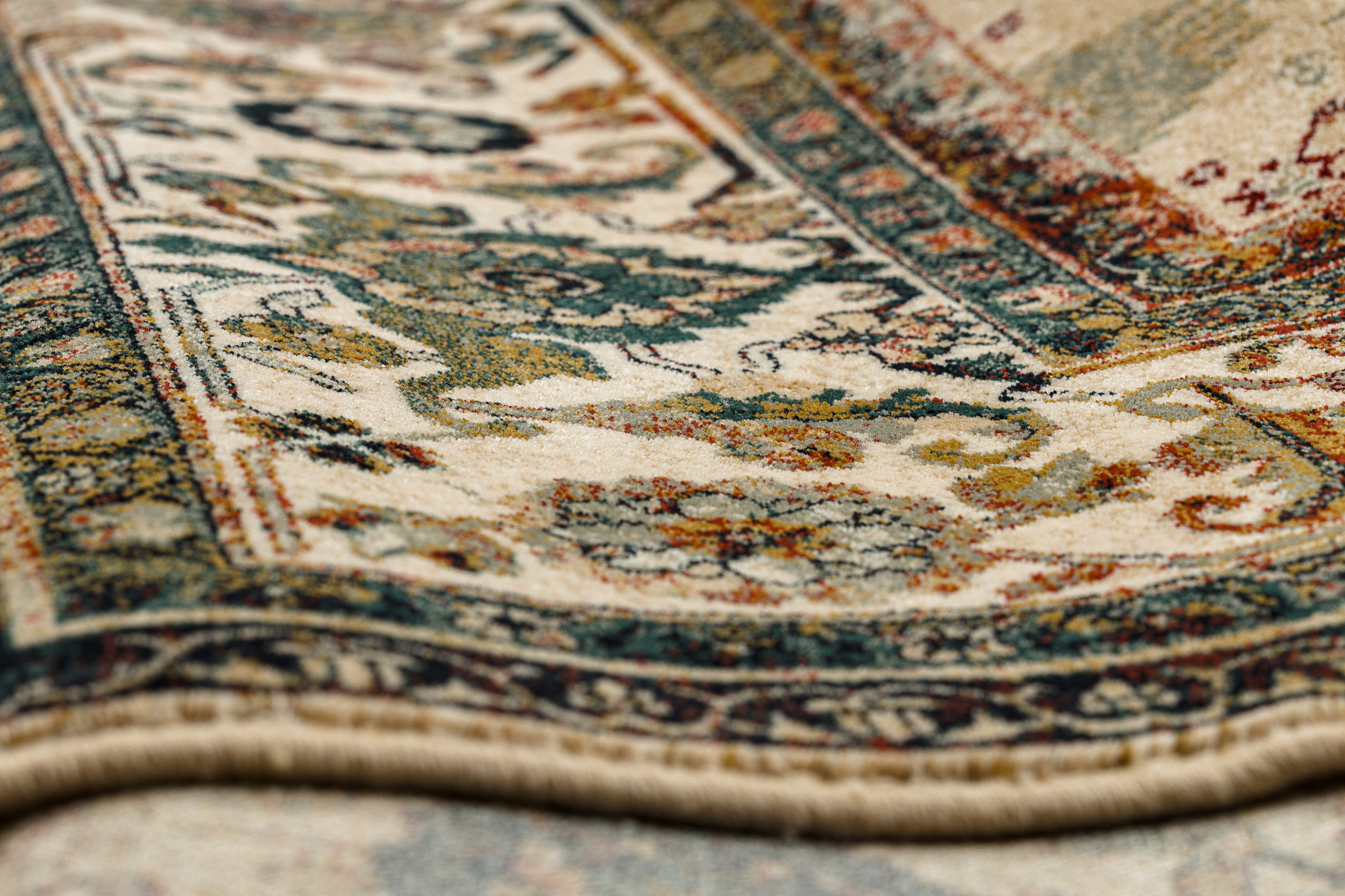 Koberec OMEGA AVILA Ornament rám, béžový