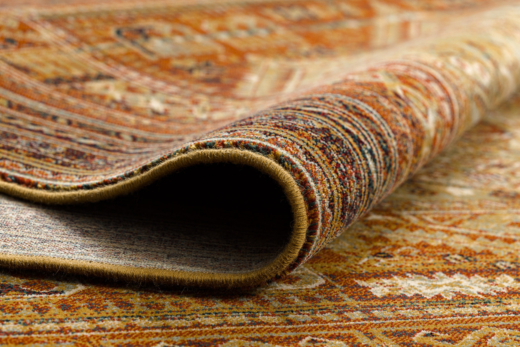 Koberec OMEGA SIRAN mosaz hnědý