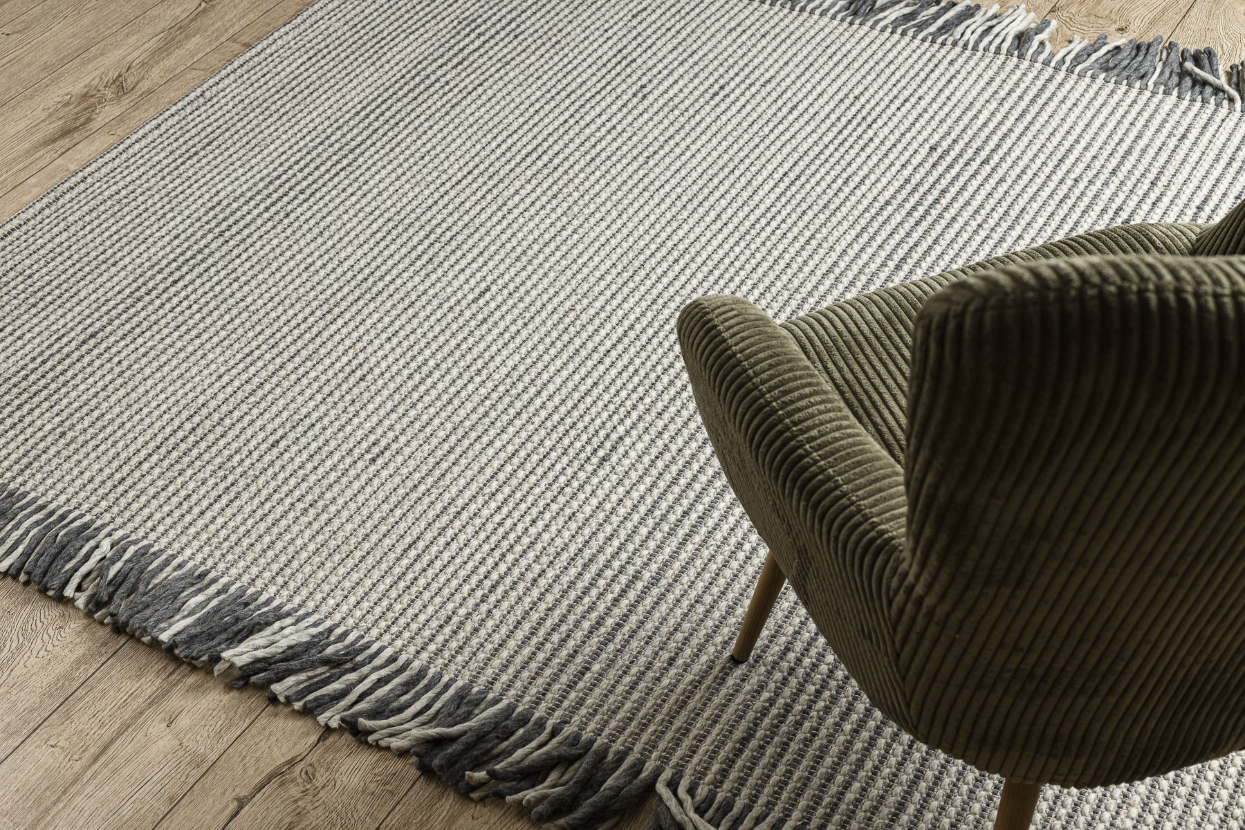 Koberec TAHAR 99003F krémový / šedý, linie / třásně