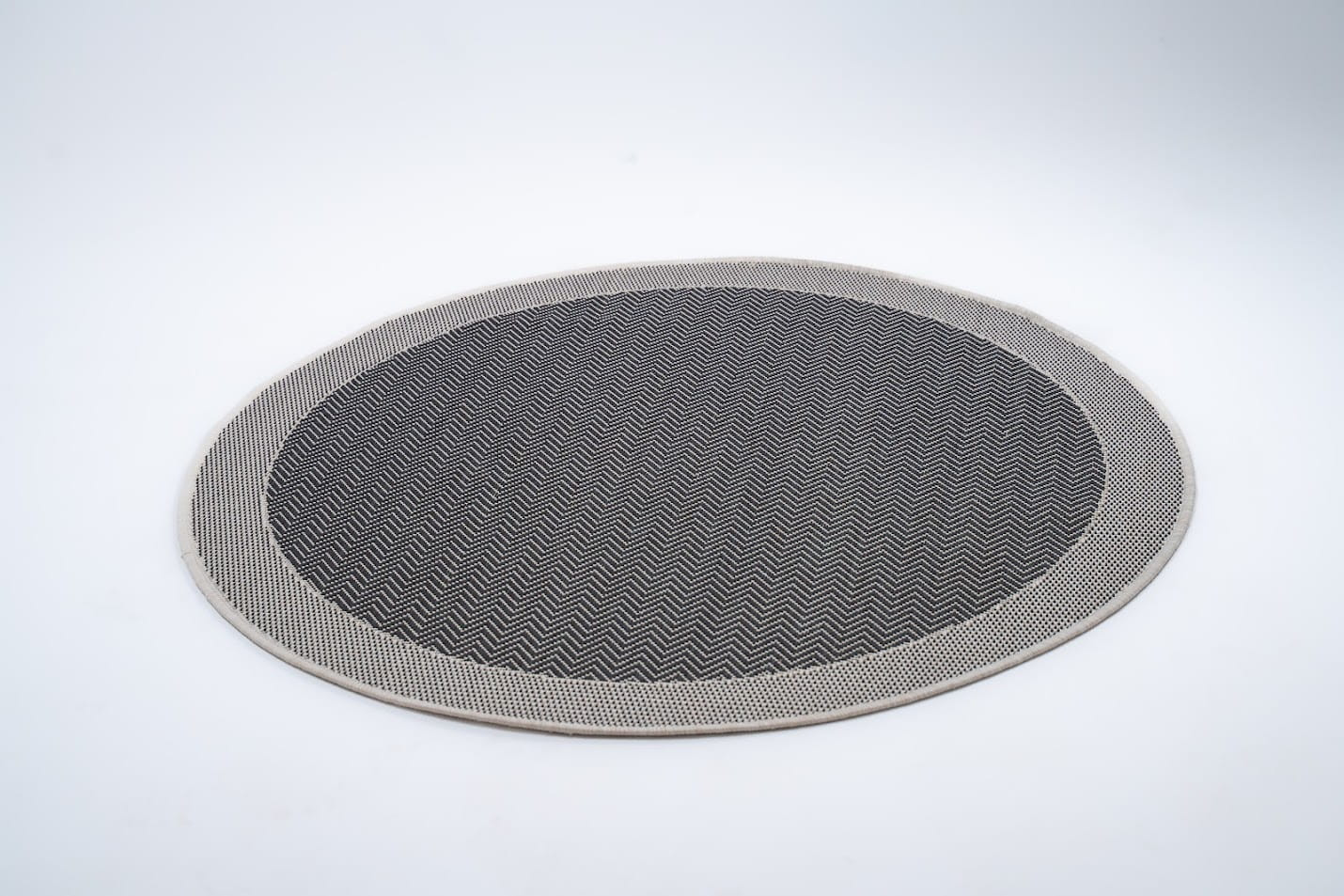 Koberec Miovani černý kruh