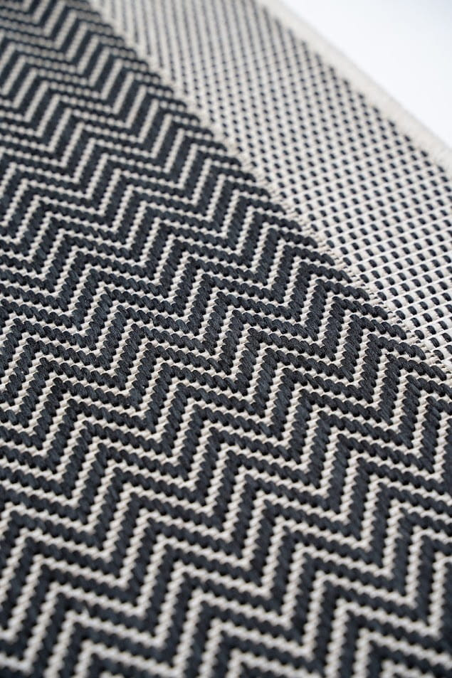 Koberec Miovani černý