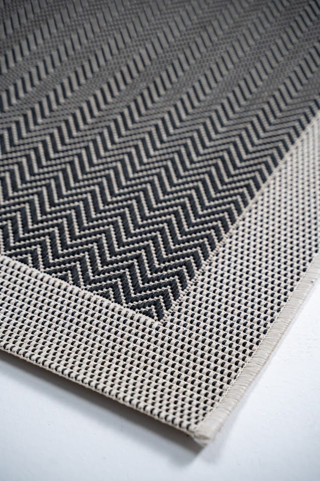 Koberec Miovani černý