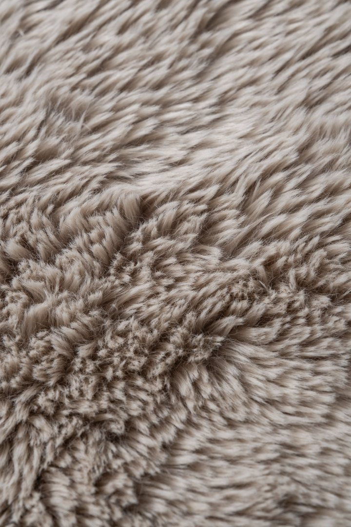 Koberec FLUFFY tmavě béžový