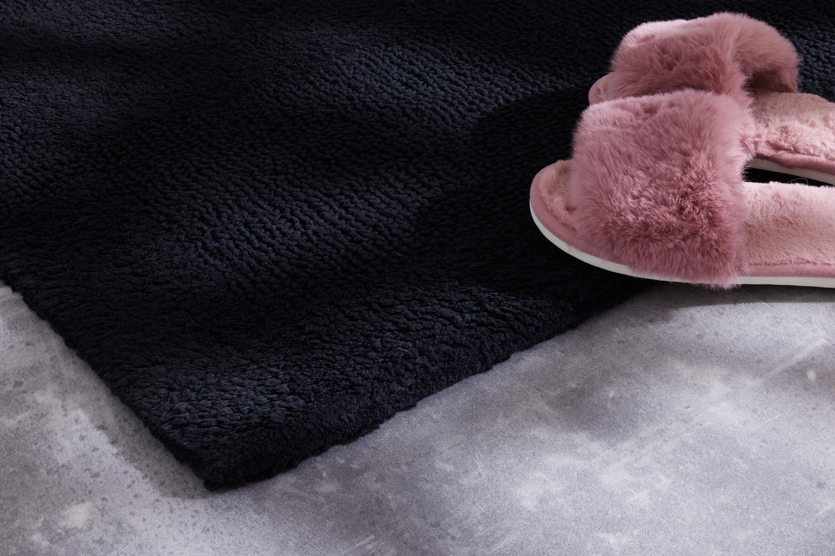 Koupelnový kobereček Javo Cotton černý