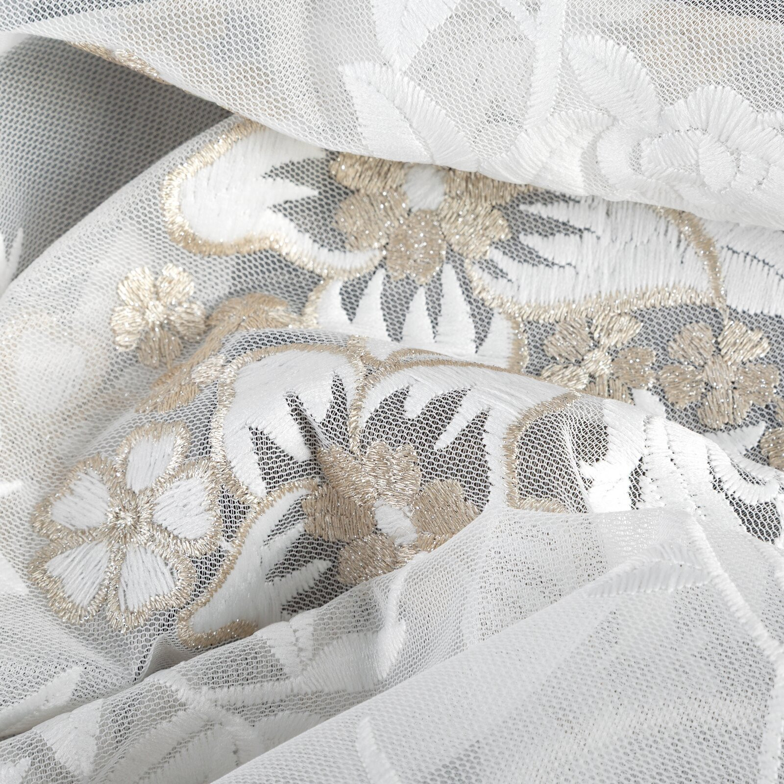 Hotová záclona ALIRA krémová / šampaňská - na průchodkách