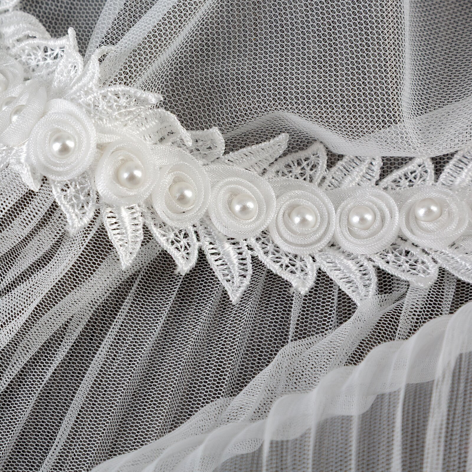 Hotová záclona HANA B bílá - na průchodkách