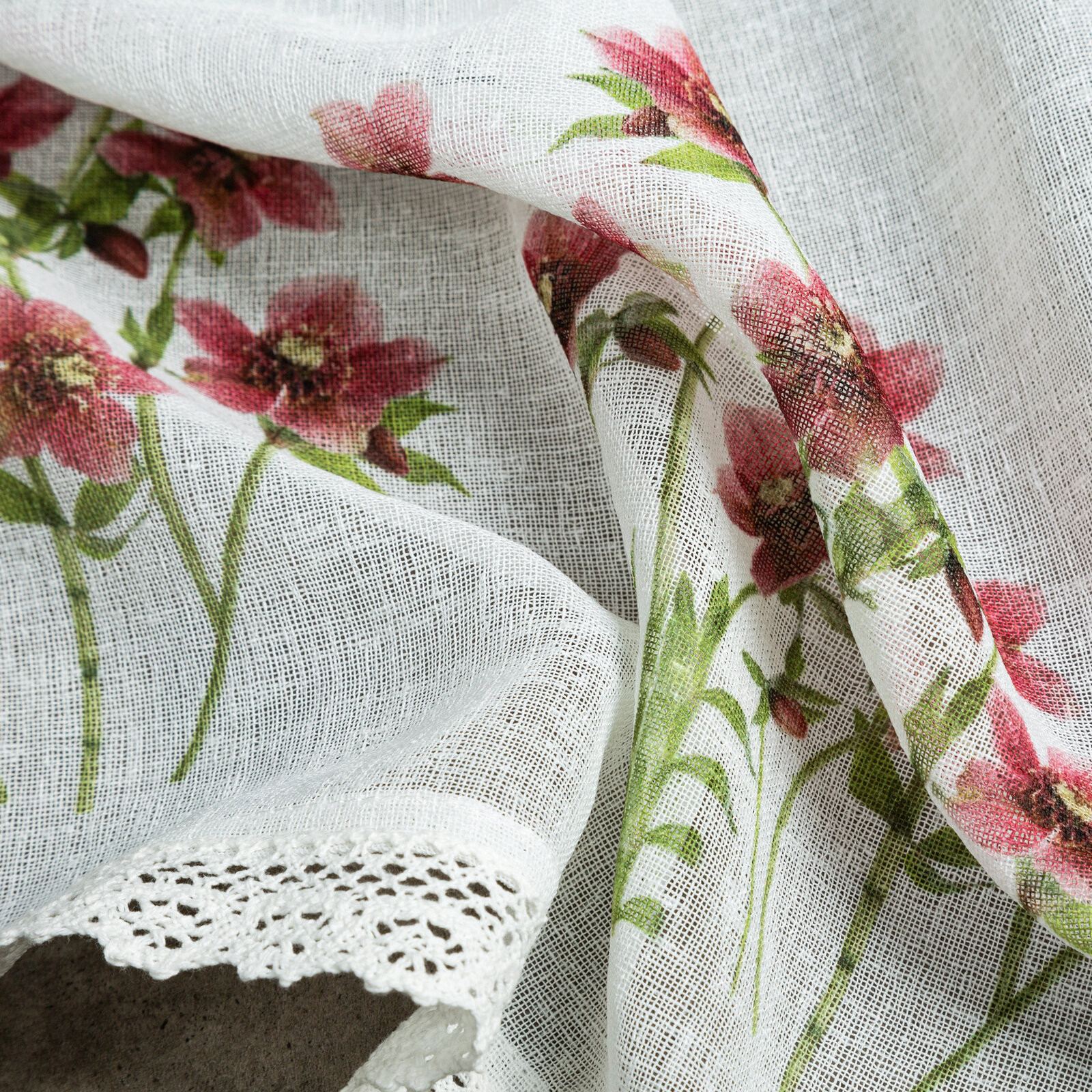 Hotová záclona ISA bordó - s tunelem