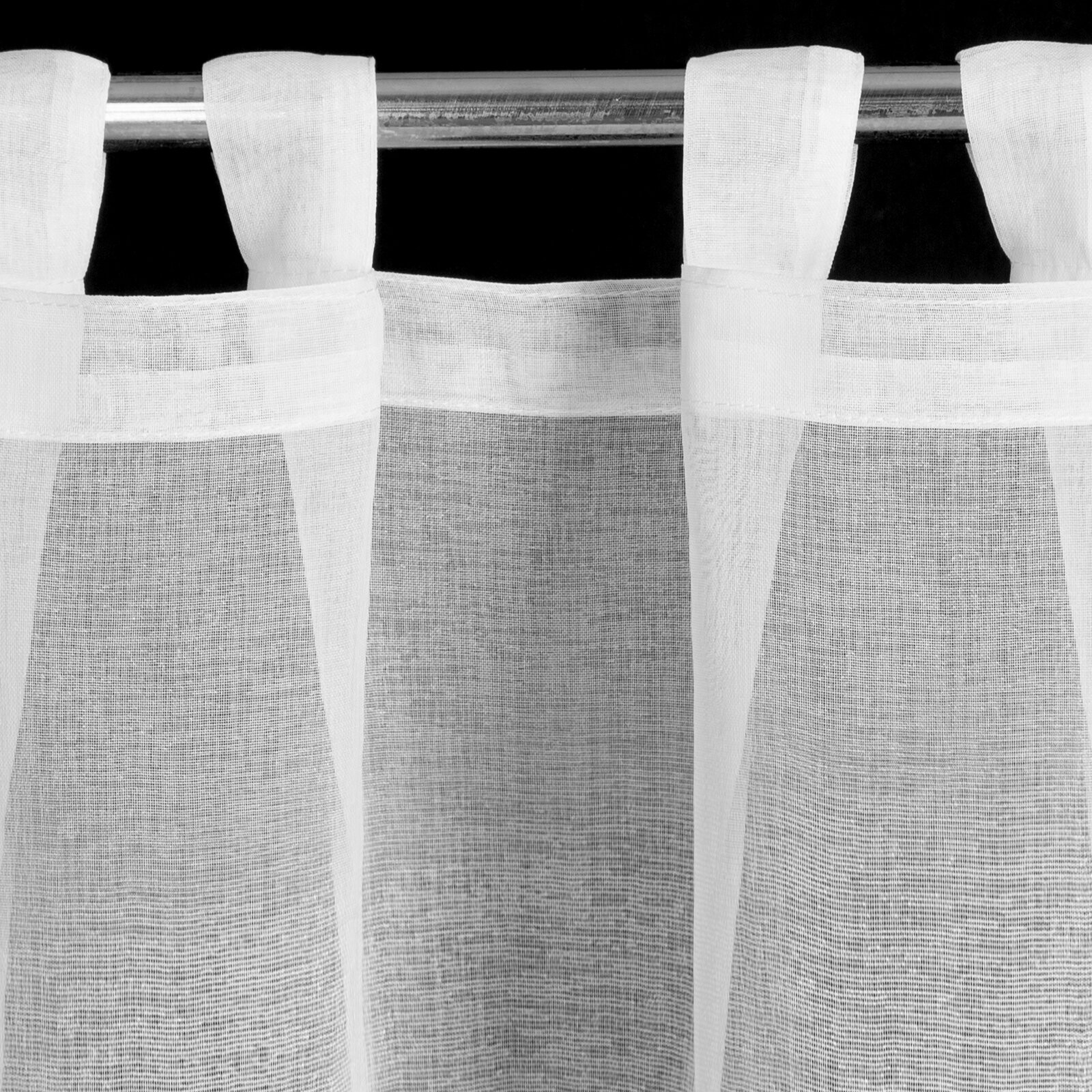 Hotová záclona MARY bílá - na průchodkách