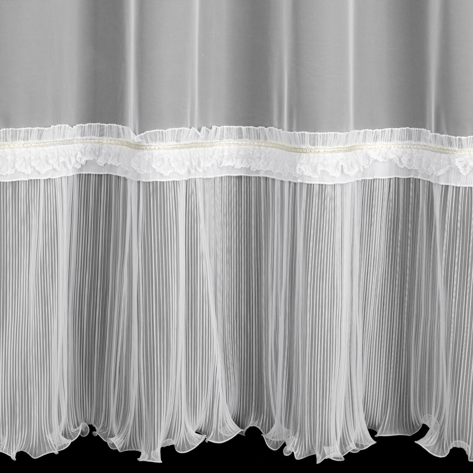 Hotová záclona MEGAN bílá - na průchodkách