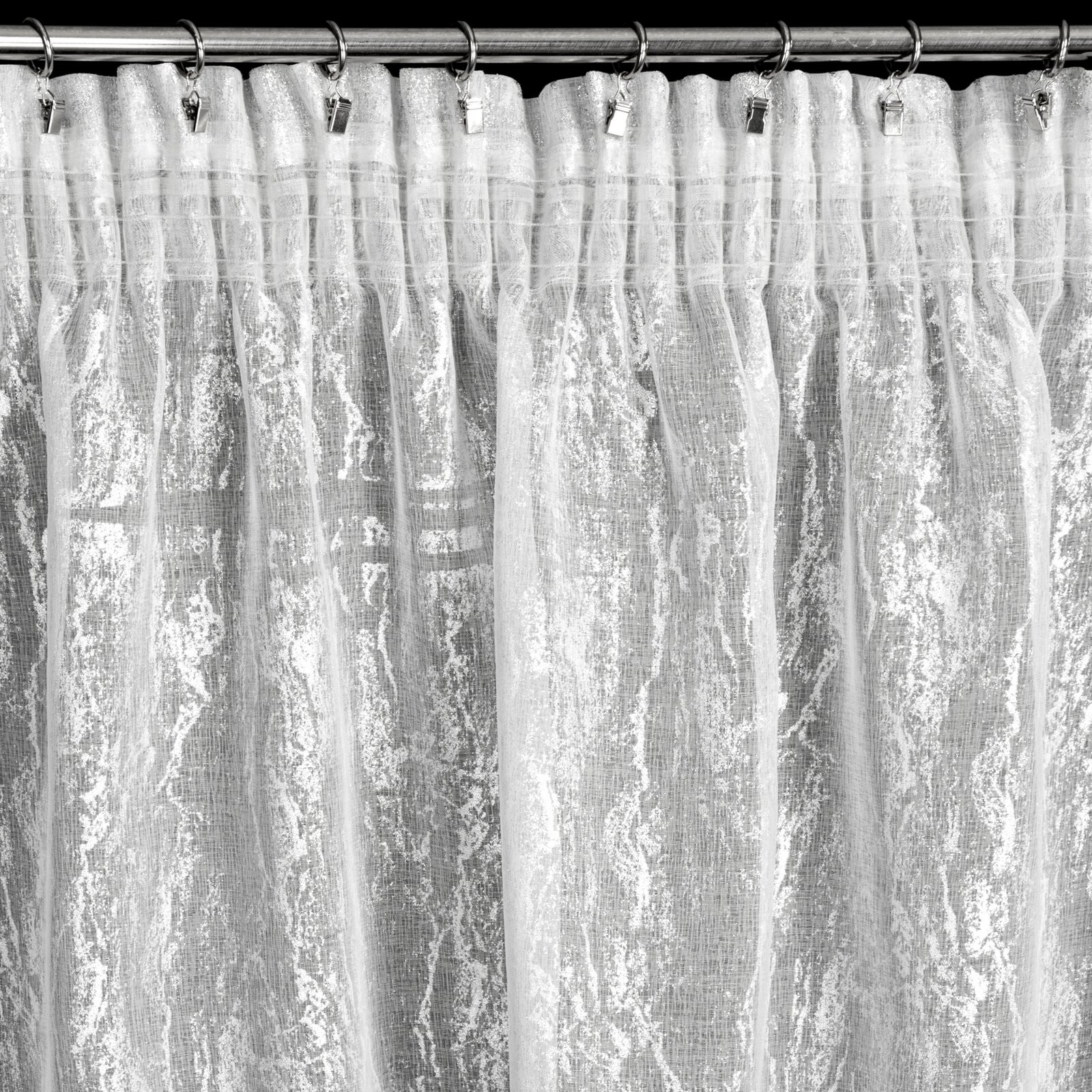 Hotová záclona MIA bílá / stříbrná - na pásce