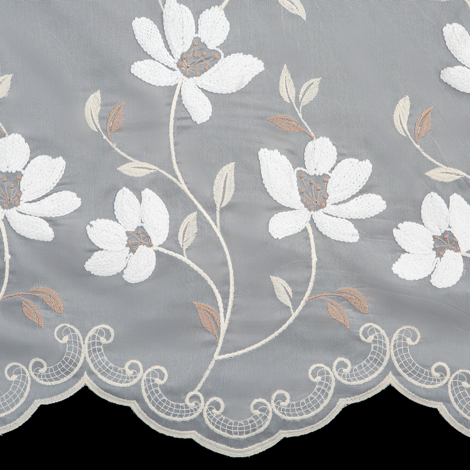 Hotová záclona SANDI bílá - na průchodkách