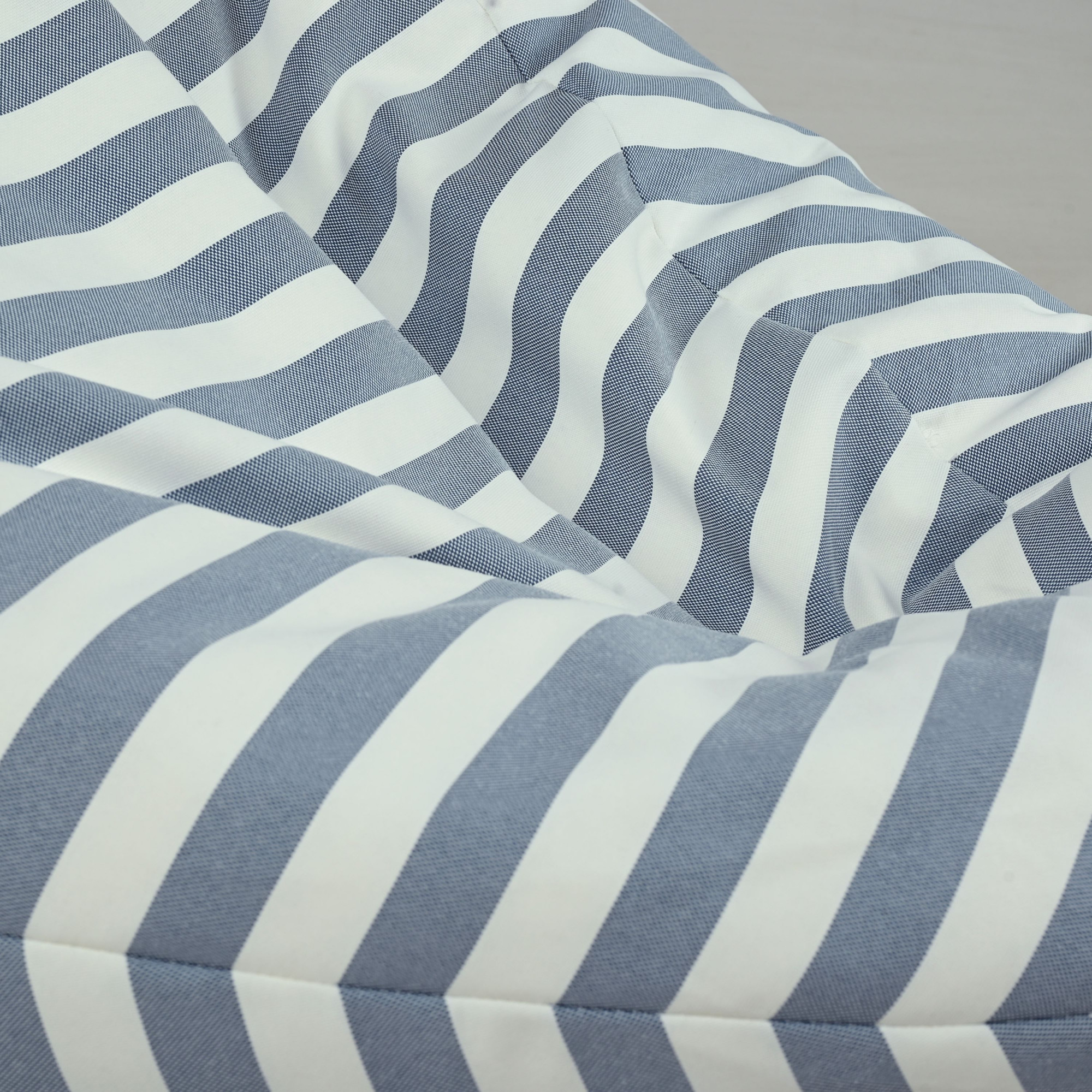 Sedací vak Sako Riviera s tmavě modrými pruhy OUTDOOR