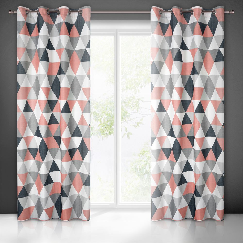 Hotový závěs ADINA tmavě růžový - na průchodkách