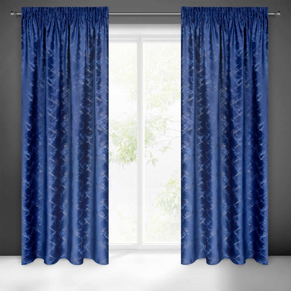 Hotový závěs ADRIA granátový - na pásce