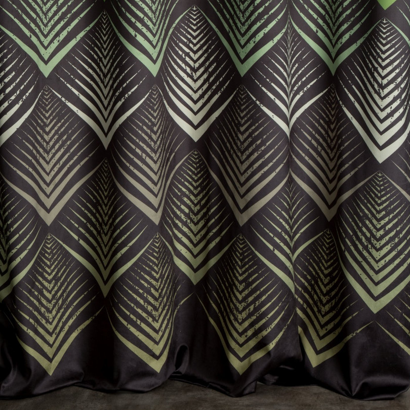 Hotový závěs ANGELINA olivovo-černý - na průchodkách