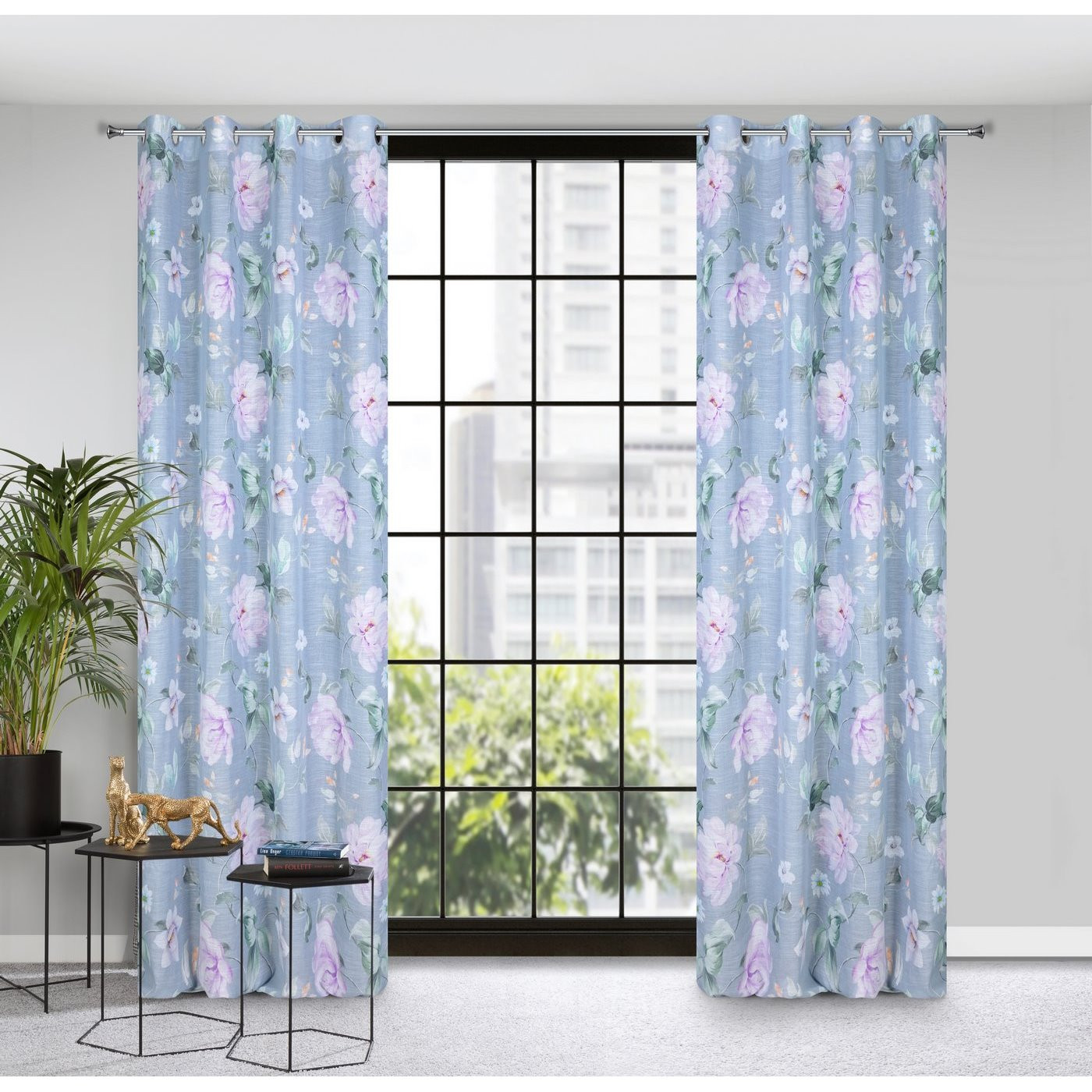 Hotový závěs FLORA stříbrný / fialový - na průchodkách