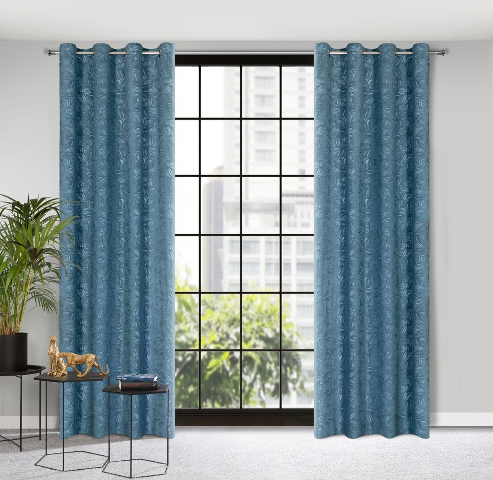 Hotový závěs OCTAVIA tmavomodrý - na průchodkách