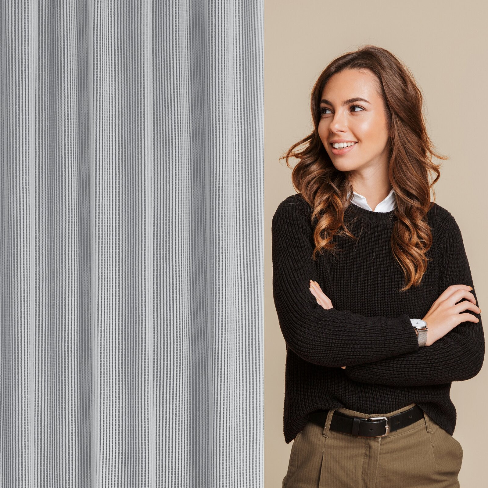 Hotový závěs REGINA stříbrný - na pásce