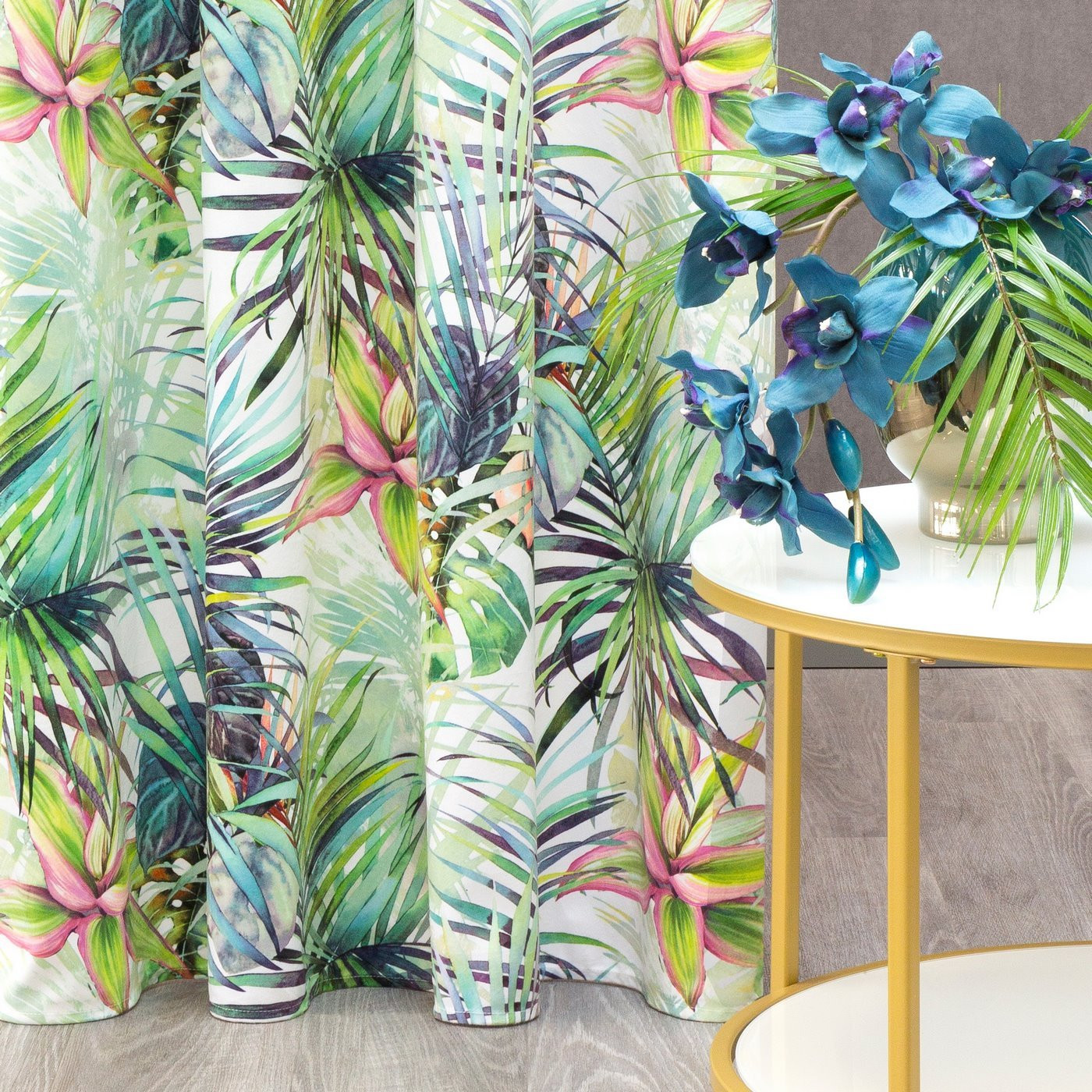 Hotový závěs ROMMY bílo-zelený - na průchodkách