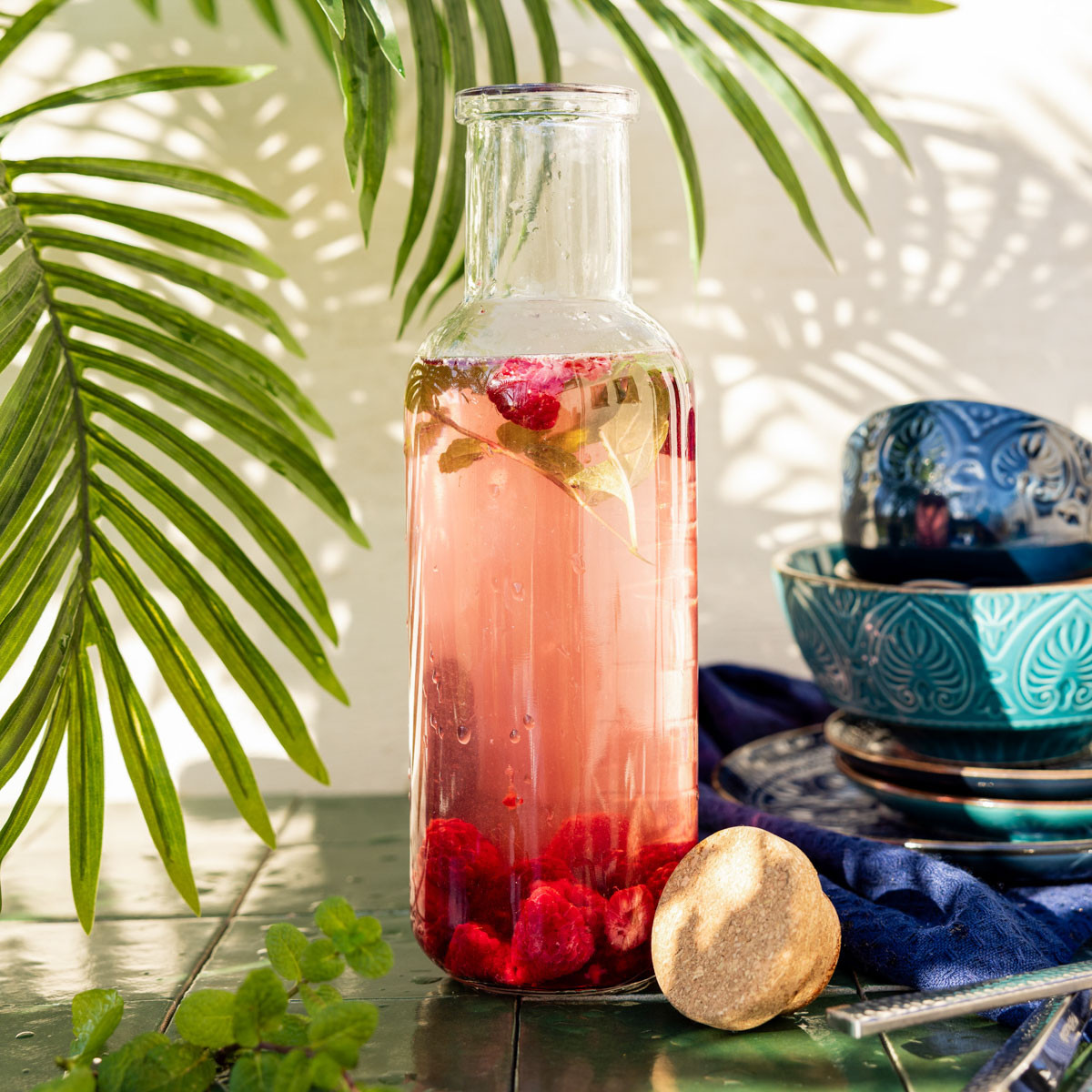 Karafa MAEVE s korkem 891033 1L