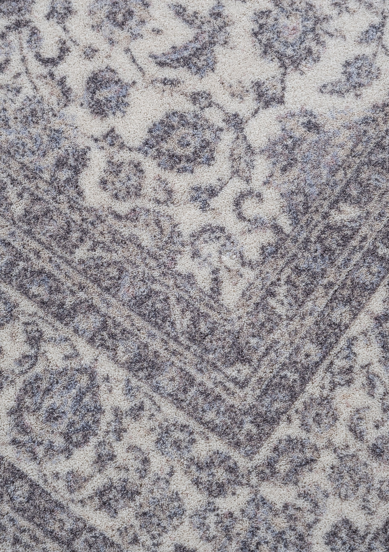 Koberec ALILA ALABASTER
