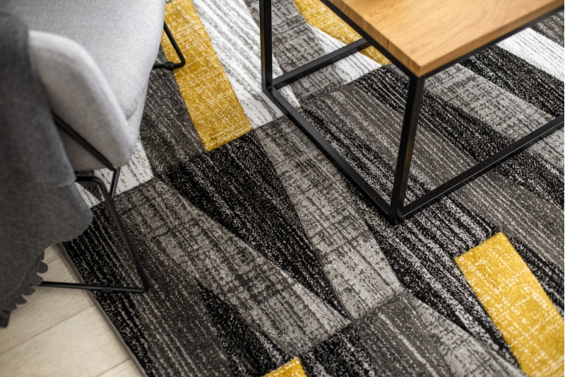 Koberec ALTER Bax Pásy zlatý