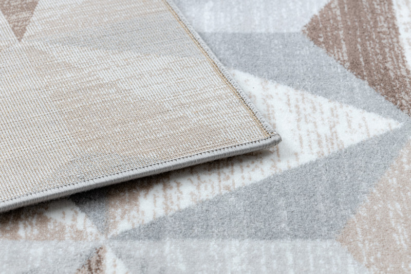 Koberec ARGENT - W6096 Trojúhelníky béžový / šedý