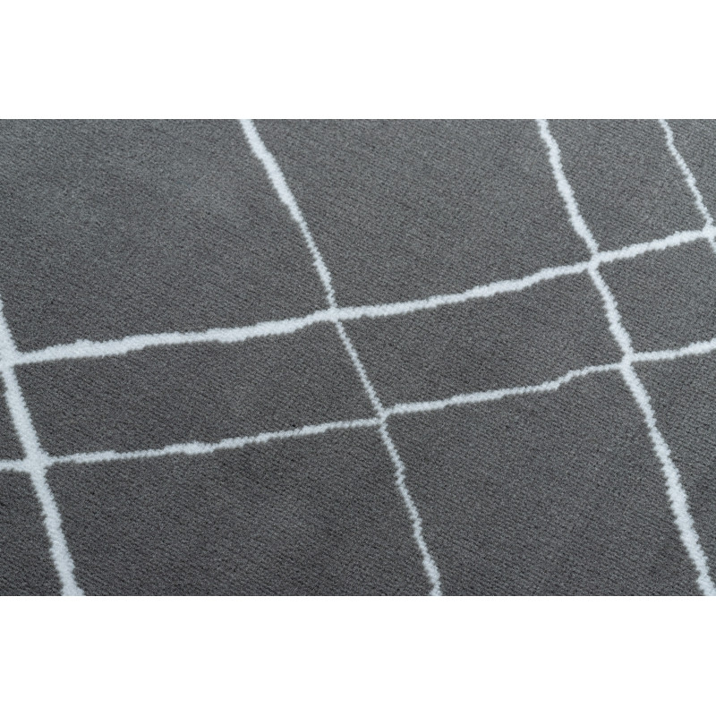 Koberec BCF ANNA Strokes 2967 Kratka tmavě šedý