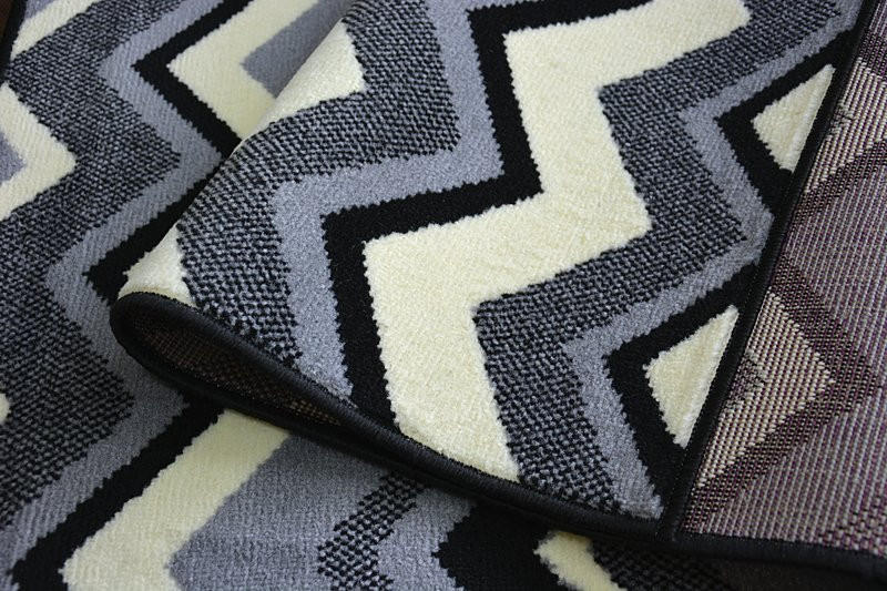 Koberec BCF BASE ZIGZAG 3812 ZYGZAK černý/šedý