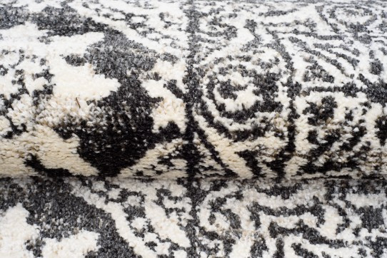 Koberec / běhoun ETHNO B1X Z555B černý