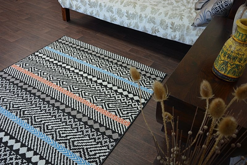 Koberec COLOR 19322/839 SISAL Pásy černý