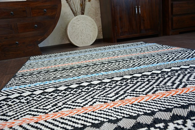 Koberec COLOR 19322/839 SISAL Pásy černý